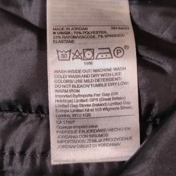 Banana Republic Solid Black Dress Shorts with Pockets, Size 8 - Picture 9 of 10